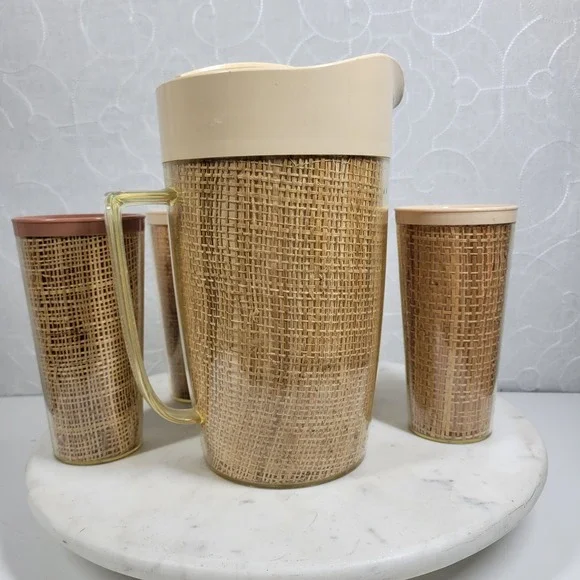 Vintage Rafia Insulated Pitcher 4 Cups Woven Burlap MCM Tiki Boho Beach Pool - Picture 10 of 16